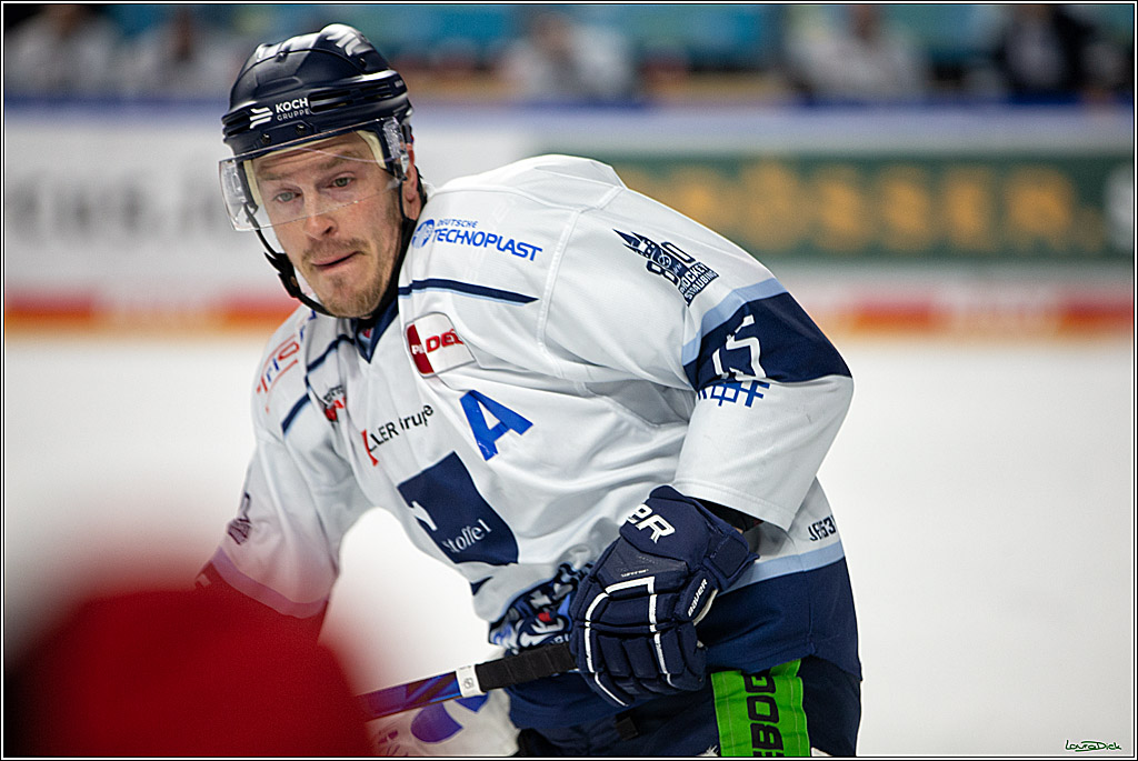 PENNY DEL;  Koelner Haie - Straubing Tigers; Koeln, 11.03.2022